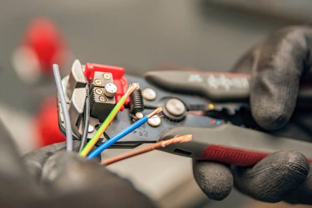Best Best Electricians Near Me  in Clinton, MS